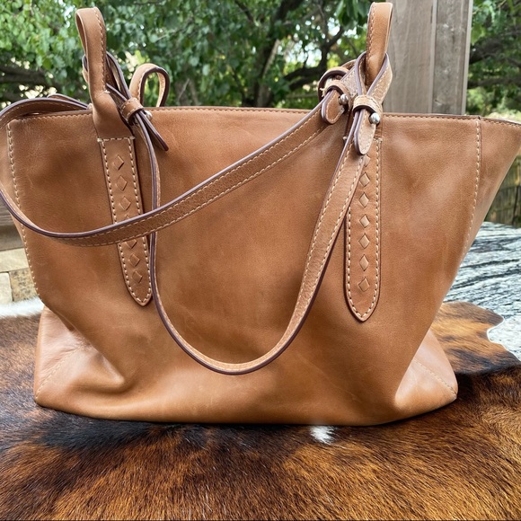 Frye Reed Tote - Picture 4 of 14